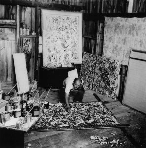 Jackson Pollock ritratto da Wilfred Zogbaum nello studio di Fireplace road, 1947-Katarte