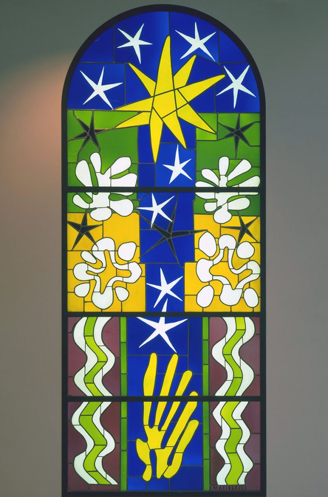 Henri Matisse. Notte di Natale, 1952. Vetro colorato, cm. 332,5 x 139. Museo d'Arte Moderna - MoMA, New York. © Succession H. Matisse, c / o Pictoright Amsterdam, 2014