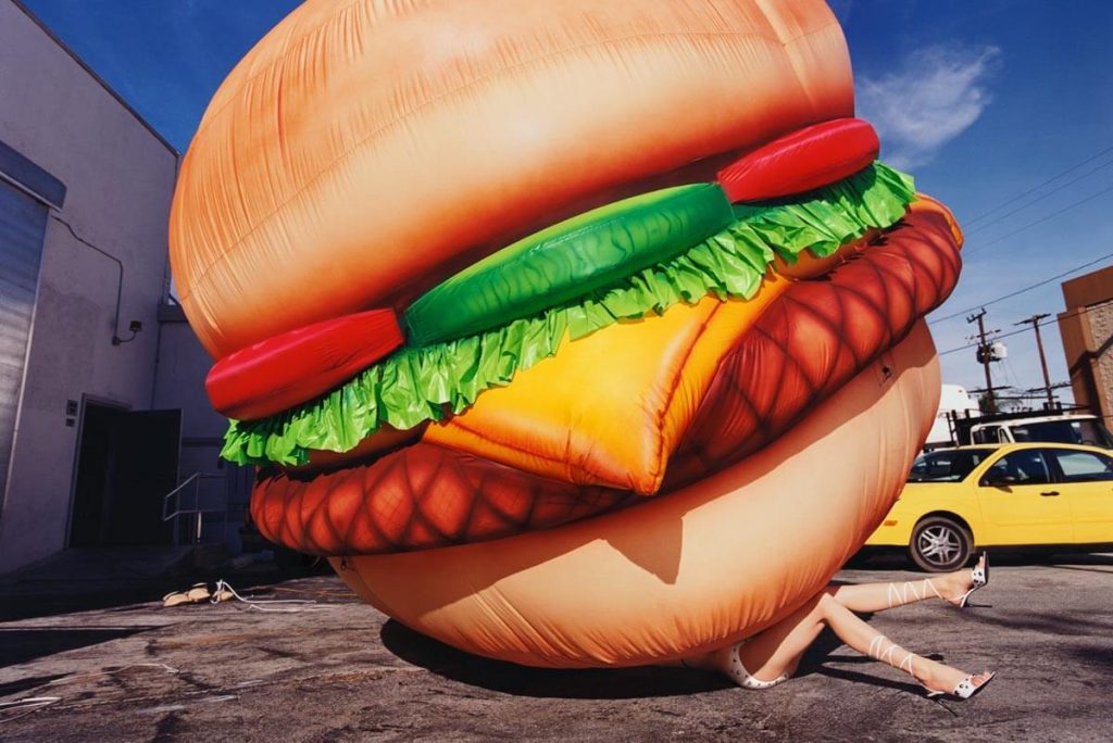 David LaChapelle. Death by hamburger