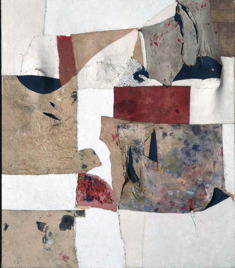 Alberto Burri. Gobbo Bianco, 1953, cm. 100,7 × 87. Stoffa, olio, segatura, pietra pomice su tela estraflessa. Fondazione Palazzo Albizzini Collezione Burri, Città di Castello, Italy