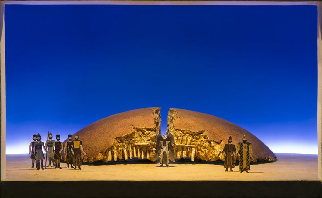 Arnaldo Pomodoro. Modellino della macchina scenica per Semiramide di Gioacchino Rossini Roma, Teatro dell’Opera, 1982 (foto Dario Tettamanzi)