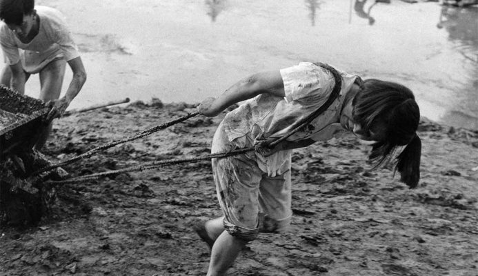 Henri Cartier-Bresson Cina 1948-49 | 1958. Spazio Mudec Photo, Milano